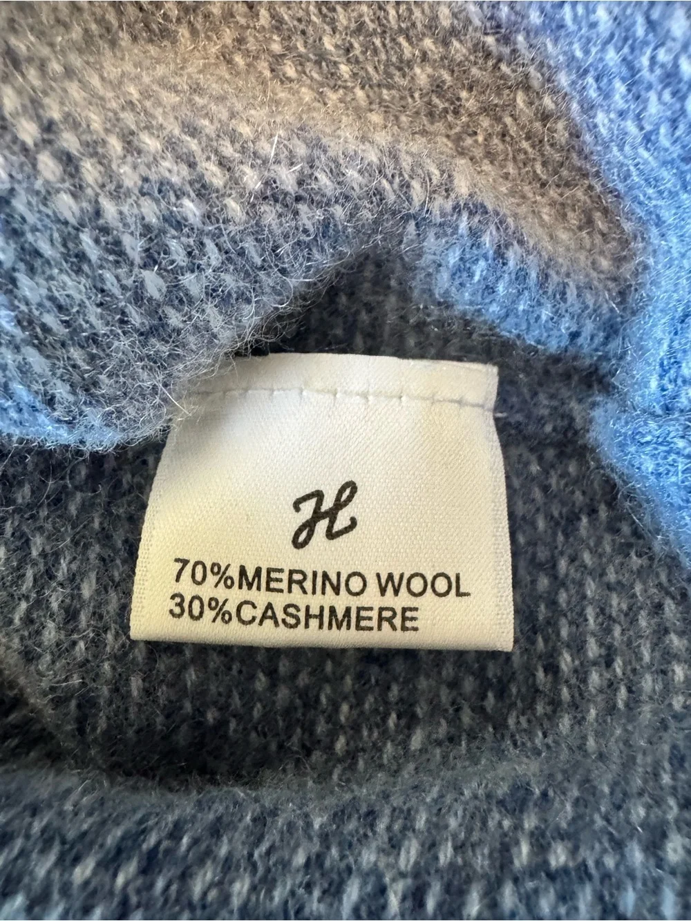 J. Hilburn Men’s Wool and Cashmere Blend Crewneck Sweater